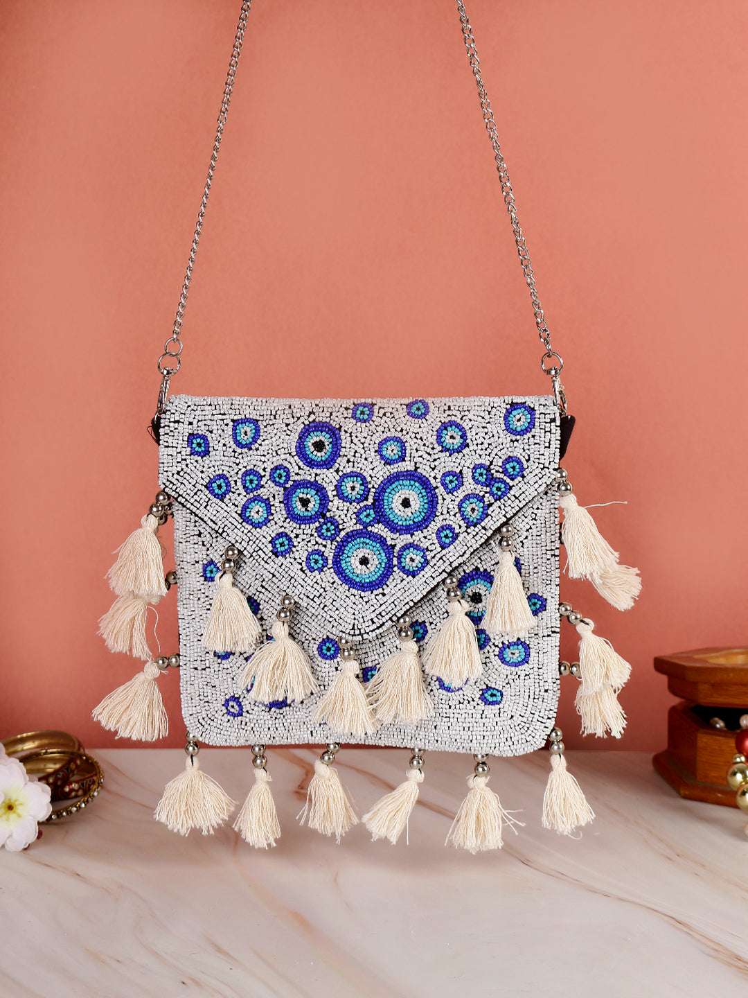 SWISNI WHITE & BLUE SHADE BEADED CLUTCH BAG