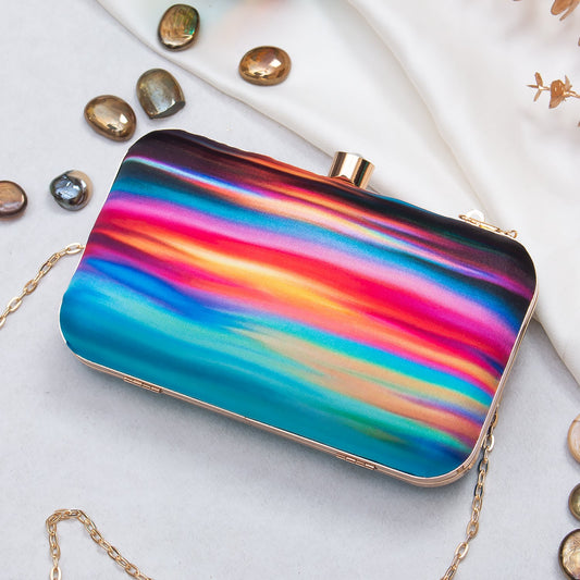 Swisni printed clutch