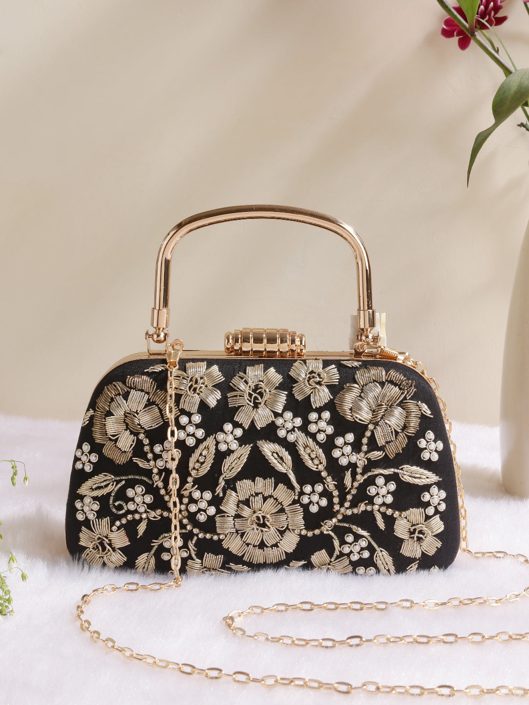 Swisni black dabka embroidered bag with handle