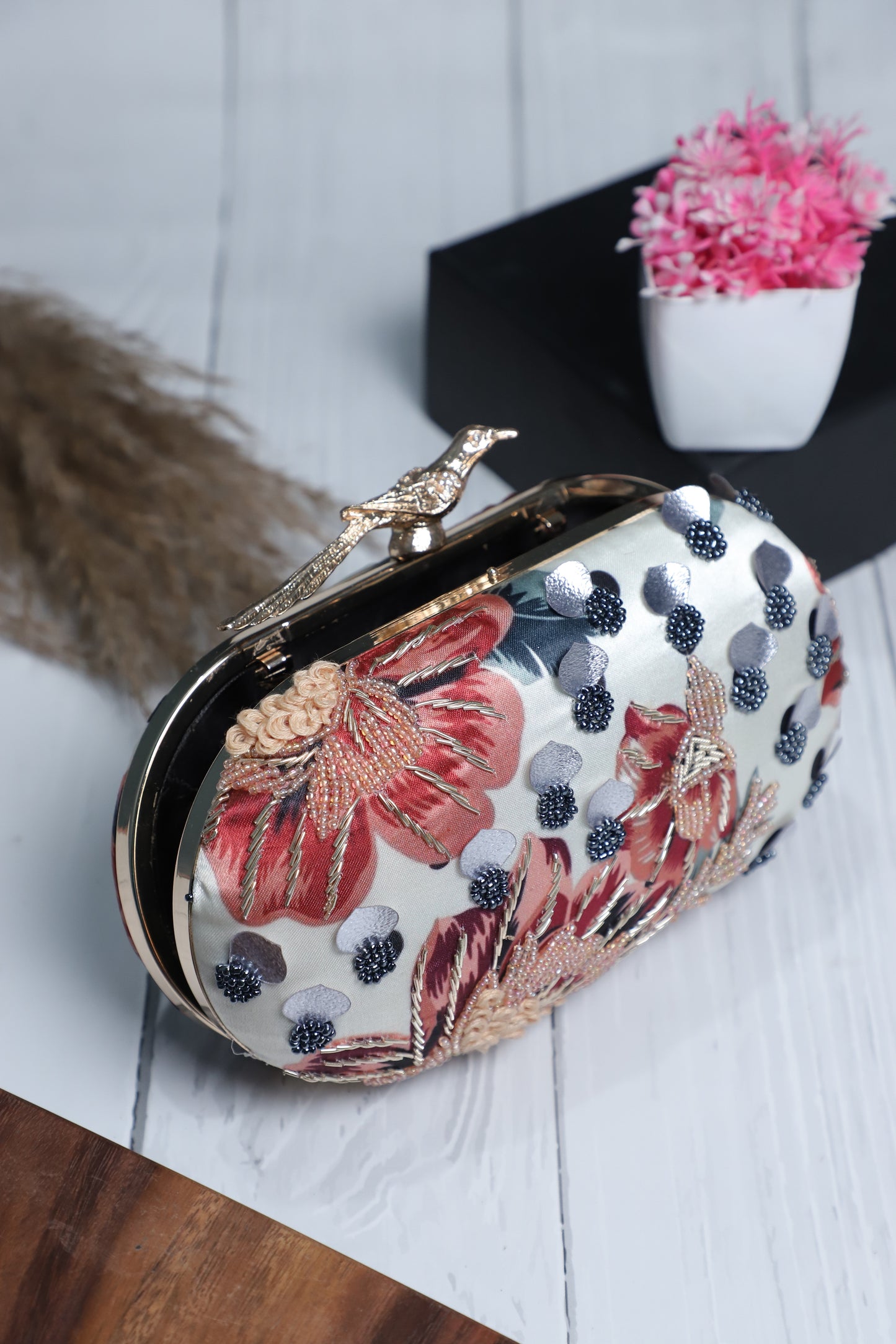 Bird lock printed embroidered clutch bag