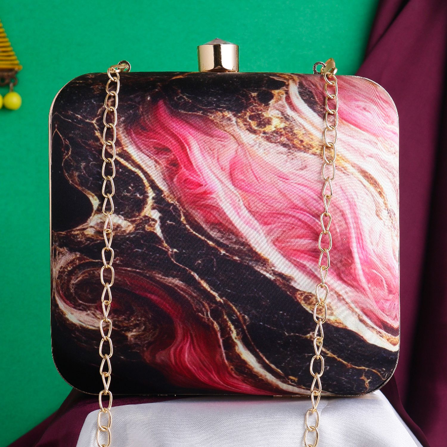 Swisni Printed Clutches - SWIS-1001 - Detail View 5