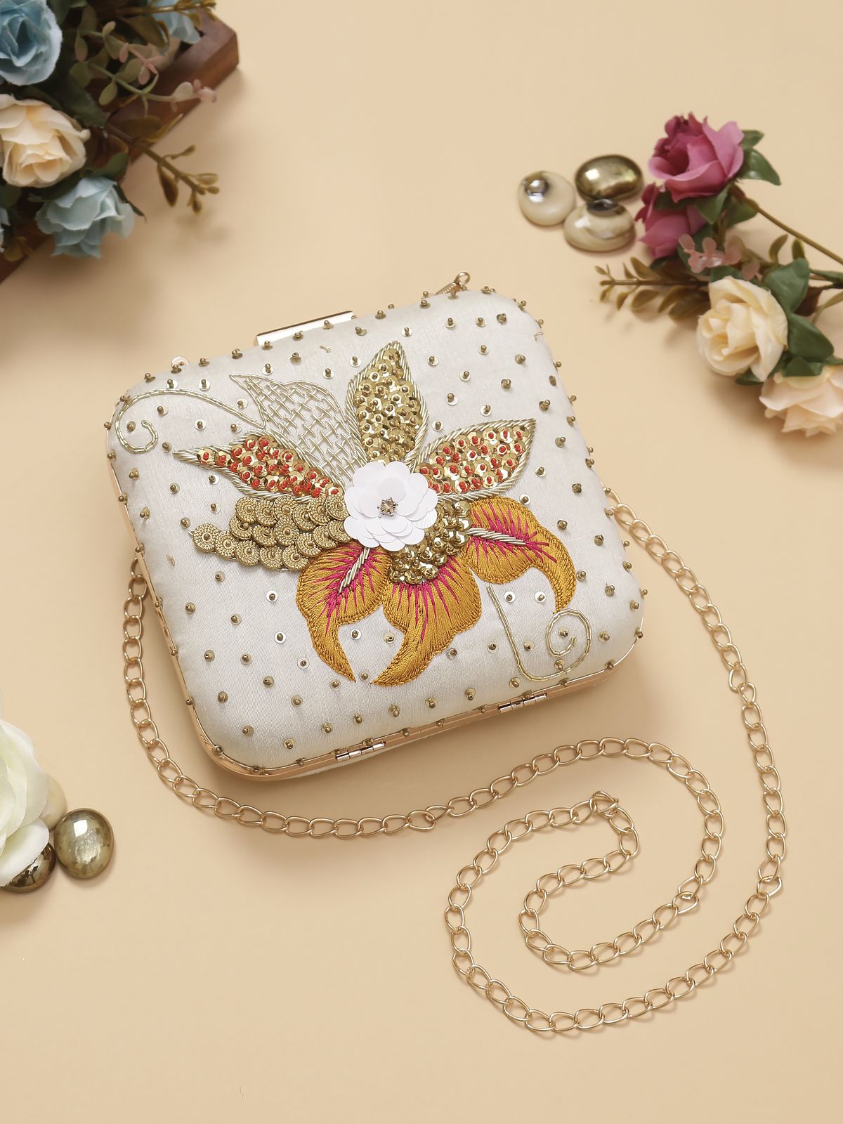 Swisni Embroidered Clutches - SWIS-1015 - Detail View 16