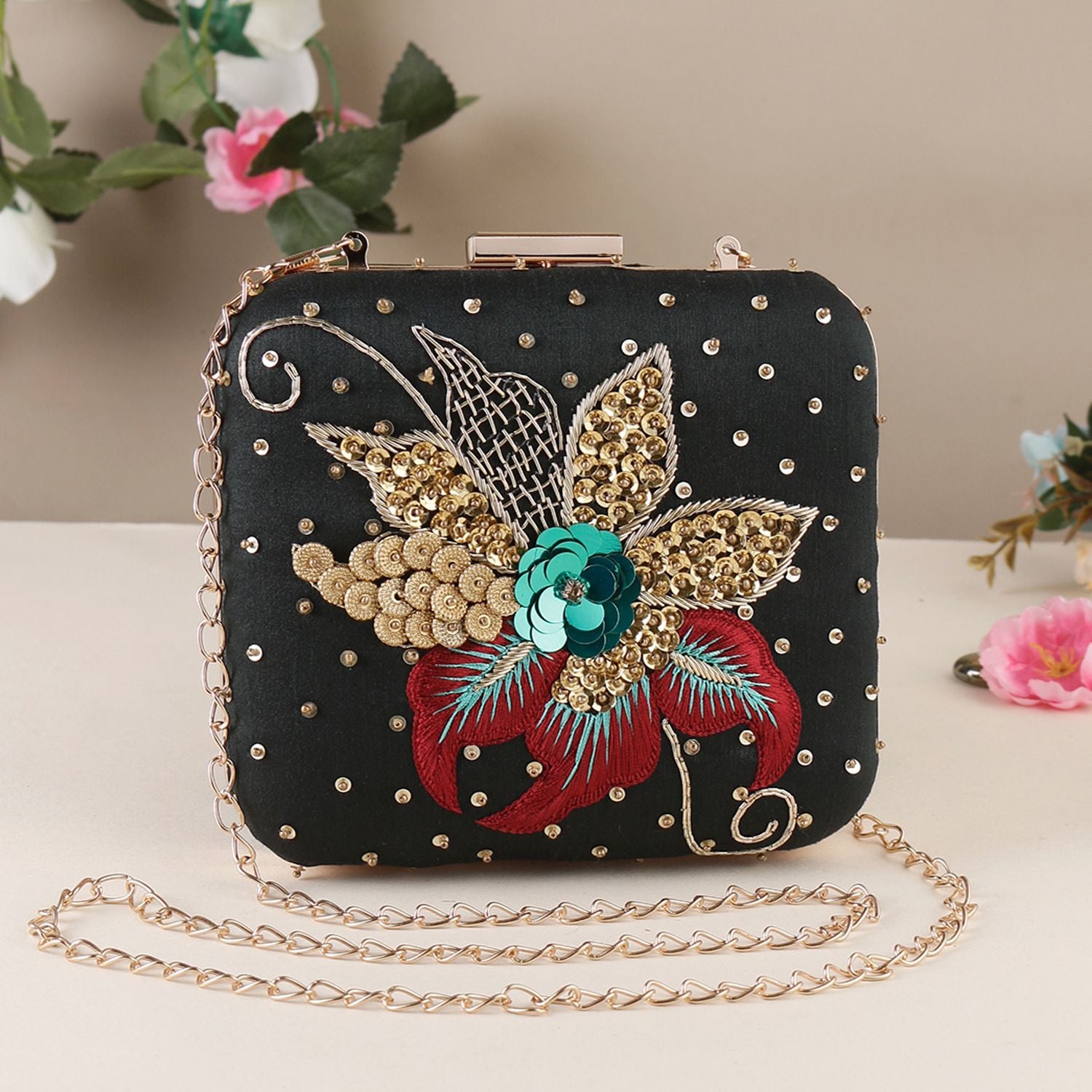 Swisni Embroidered Clutches - SWIS-1053 - Detail View 8