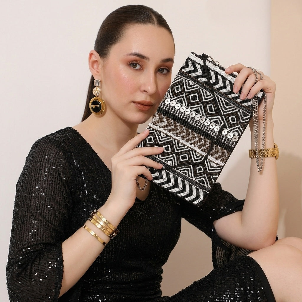 Amrita Black — Canvas Banjara Boho Bag