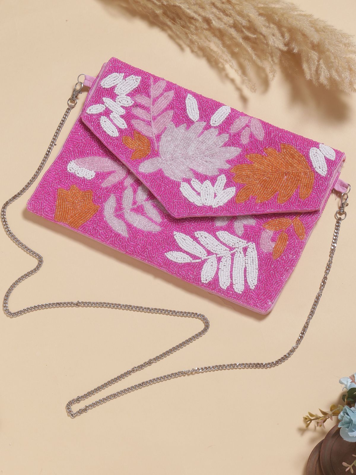 Swisni Beaded Clutches - SWIS-1111 - Detail View 5