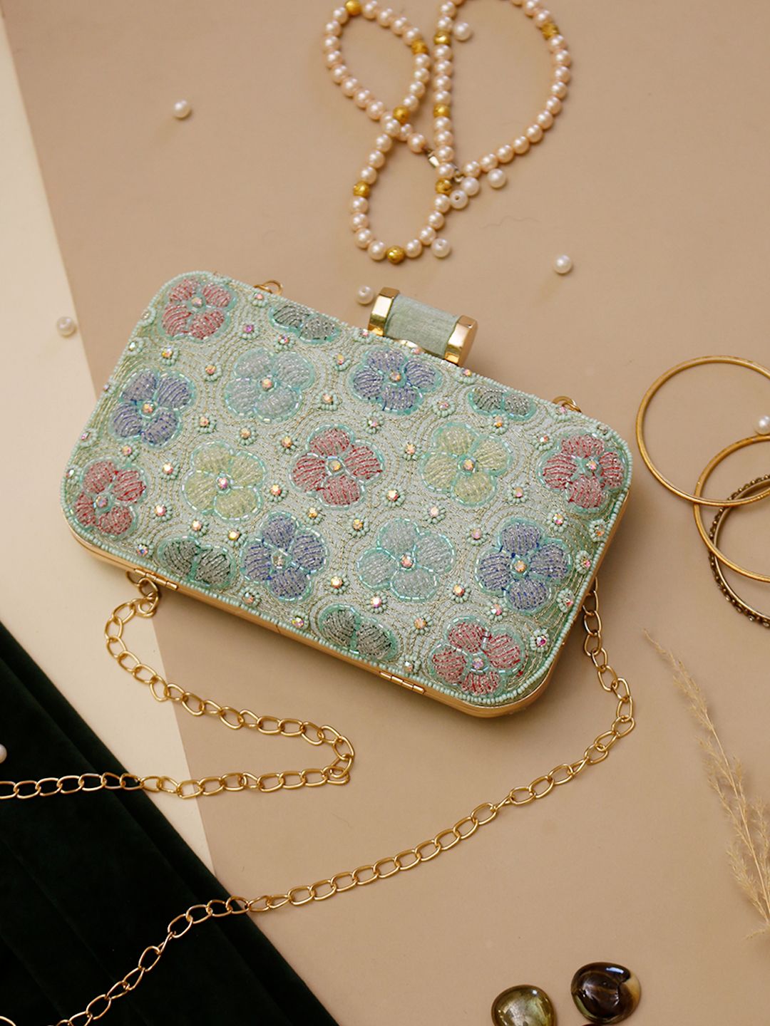 Swisni Embroidered Clutches - SWIS-1276 - Detail View 12