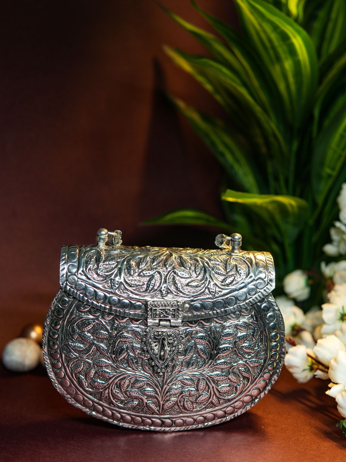 Swisni Brass Clutch - SWIS-1362 - Detail View 2