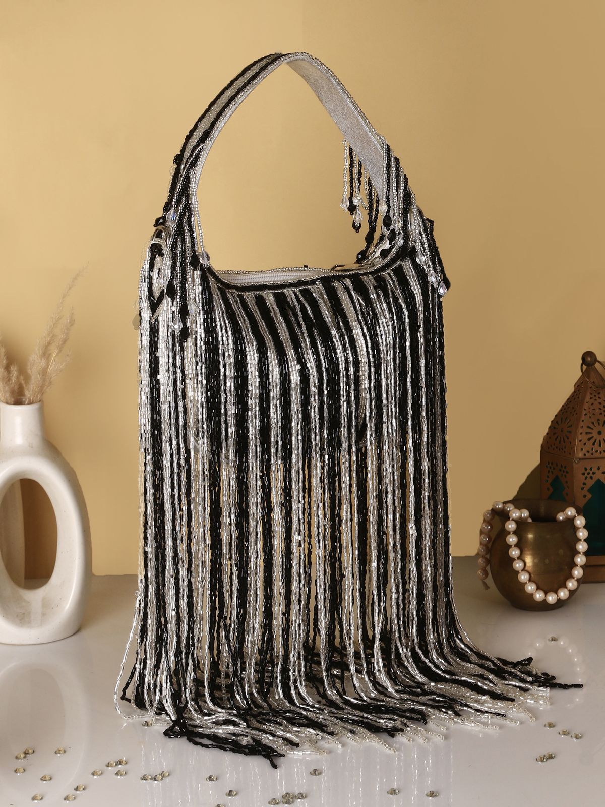 Swisni Moon Clutch - SWIS-1376 - Creative View