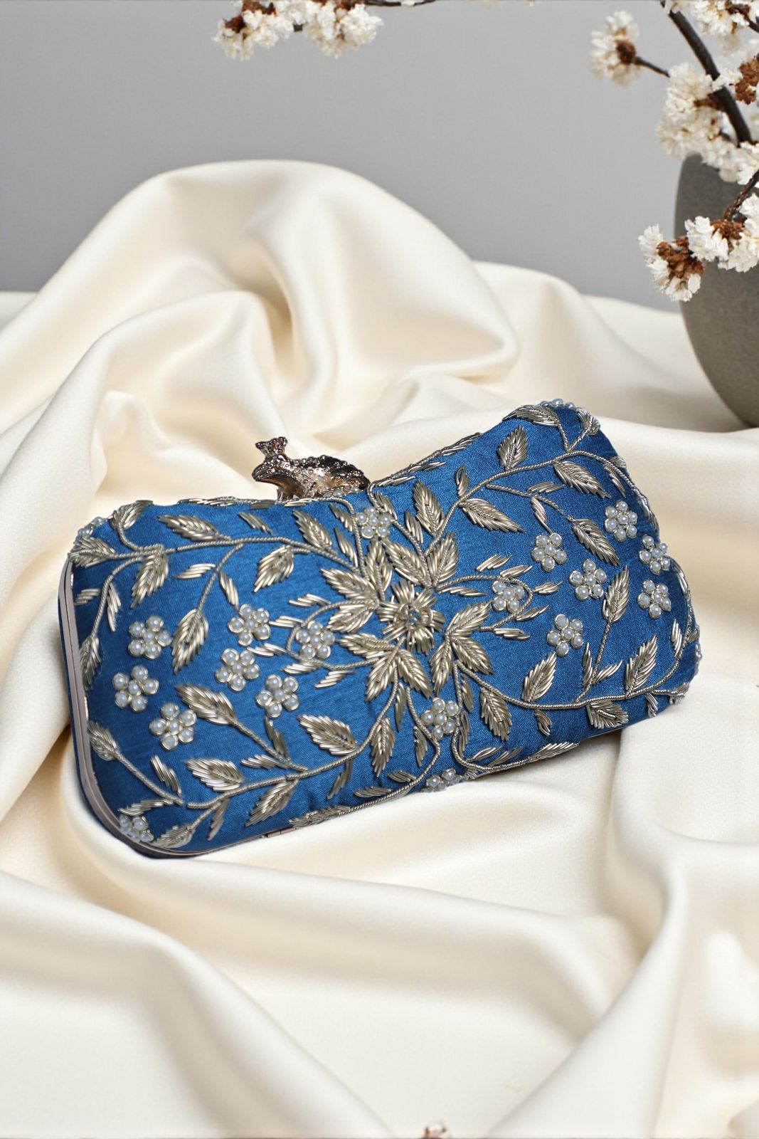 Swisni Embroidered Clutches - SWIS-140 - Detail View 2