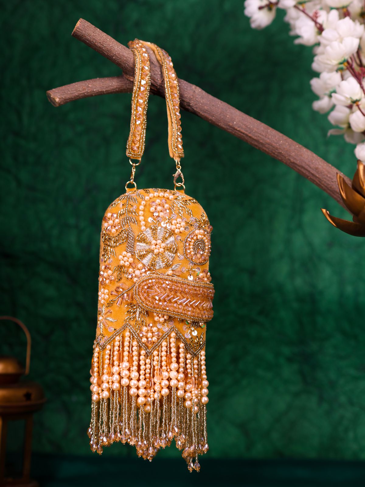 Swisni Embroidered Clutches - SWIS-1479 - Detail View 4
