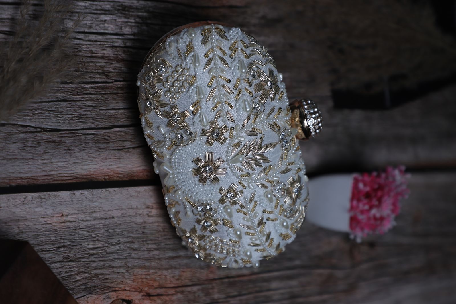 Swisni Embroidered Clutches - SWIS-159 - Creative View