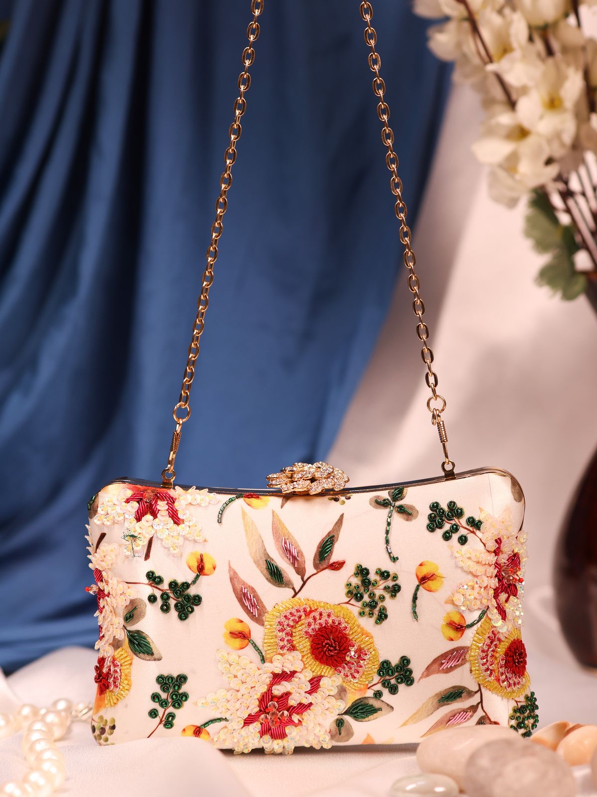 Swisni Embroidered Clutches - SWIS-1619 - Detail View 9
