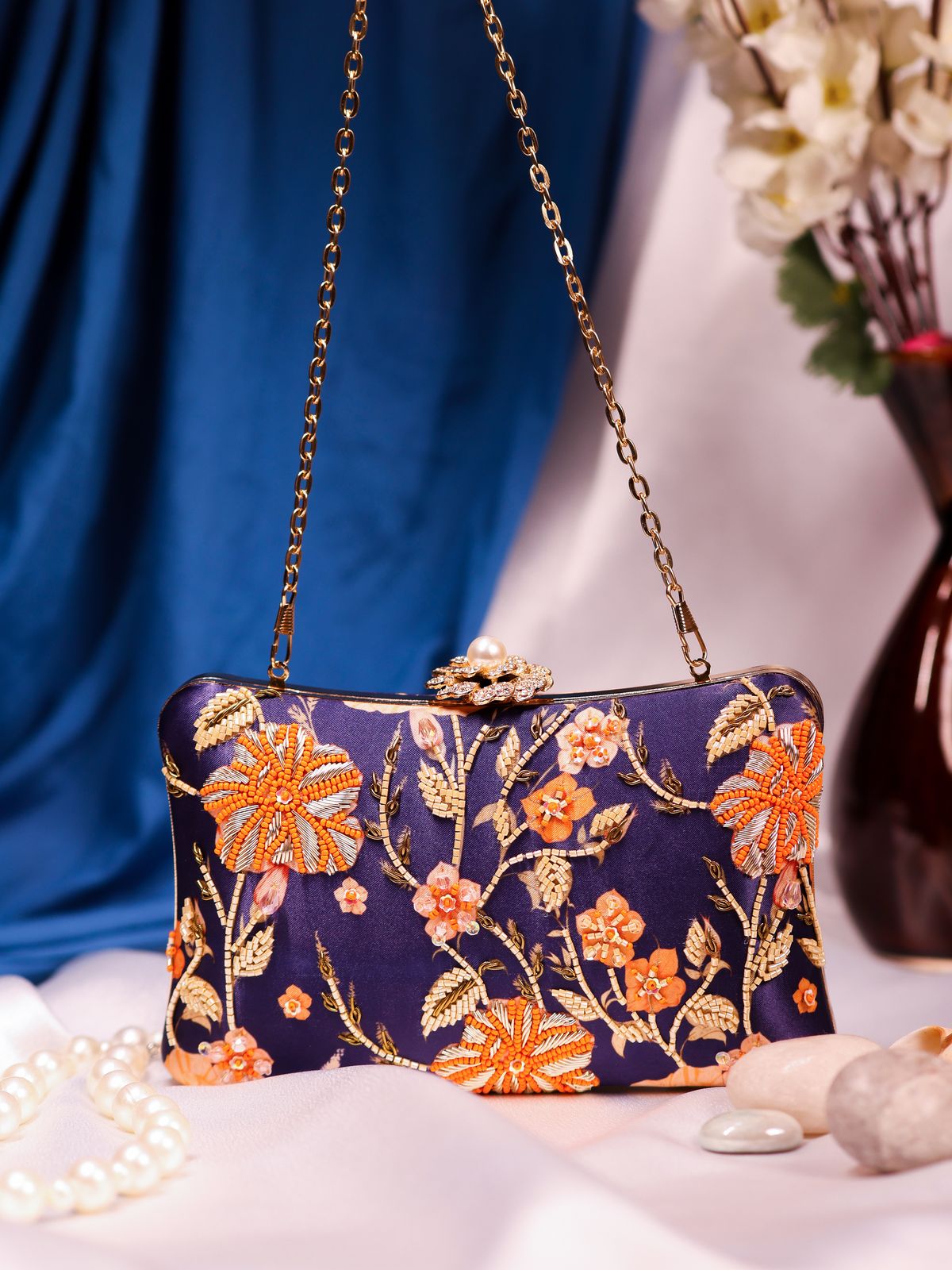 Swisni Embroidered Clutches - SWIS-1623 - Detail View 9