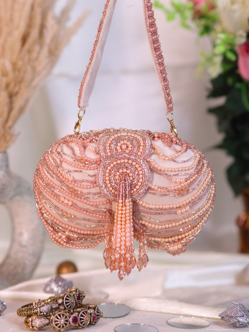 Swisni Embroidered Clutches - SWIS-2066 - Creative View