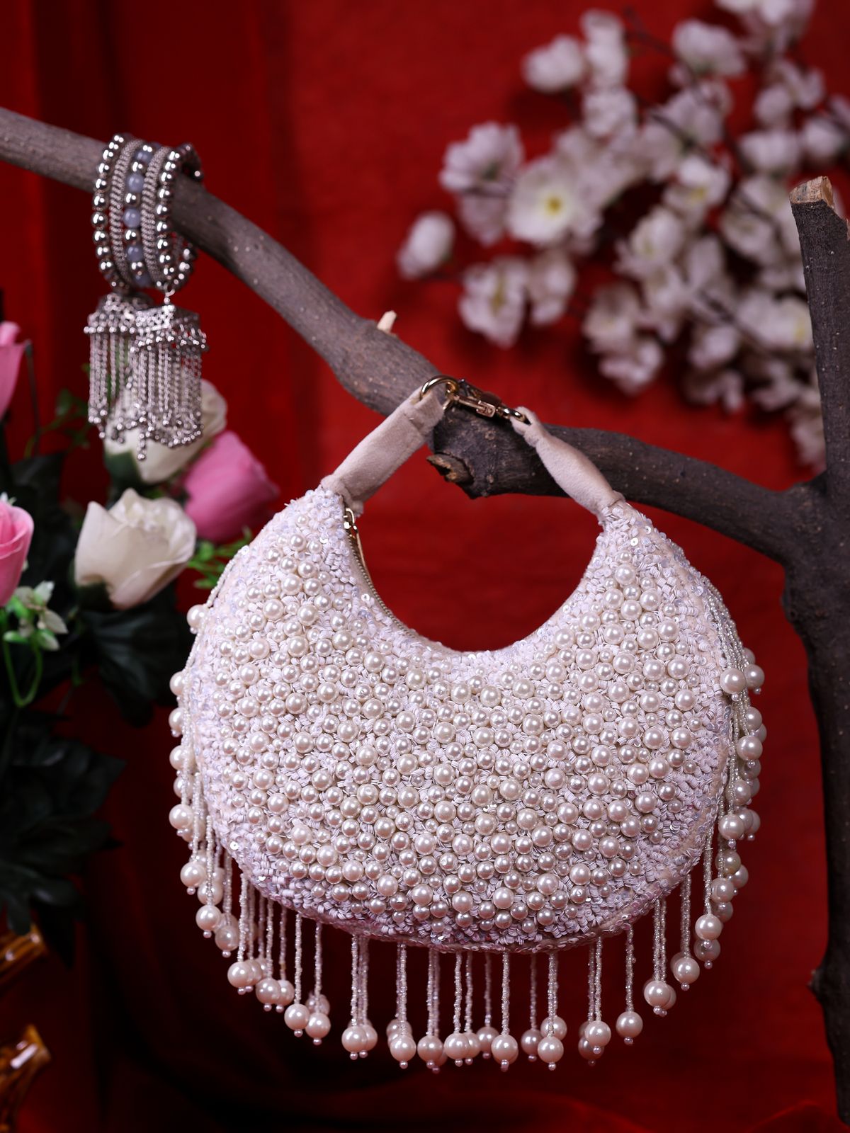Swisni Moon Clutch - SWIS-2427 - Detail View 3