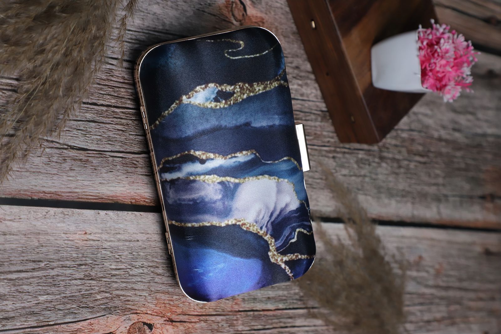 Swisni Printed Clutches - SWIS-259 - Creative View