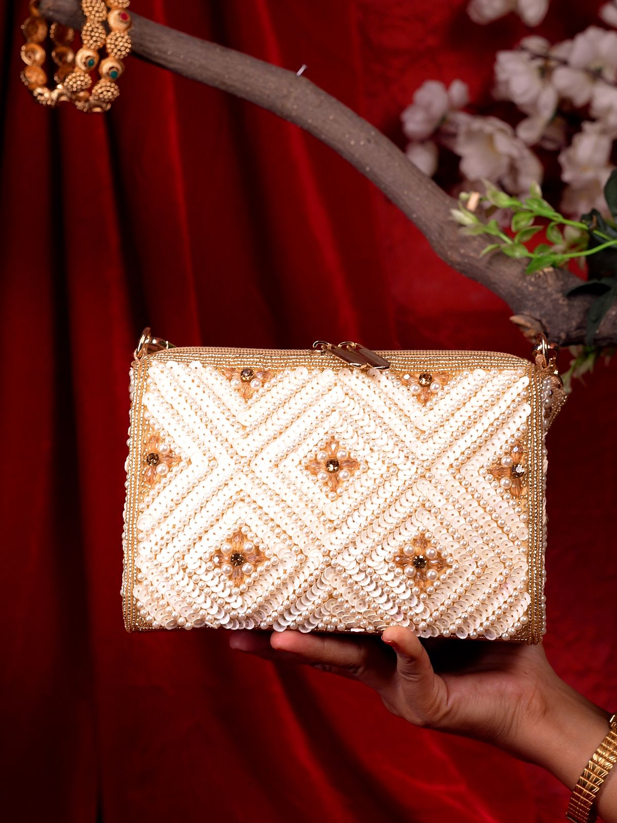Swisni Royal Clutches - SWIS-2610 - Creative View