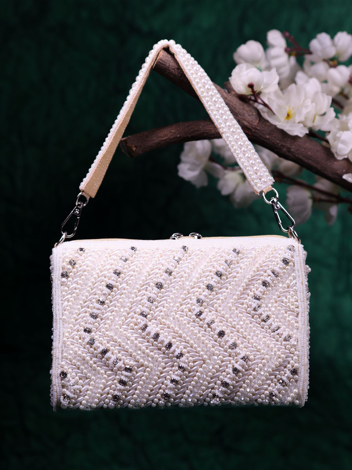 Swisni Royal Clutches - SWIS-2665 - Creative View