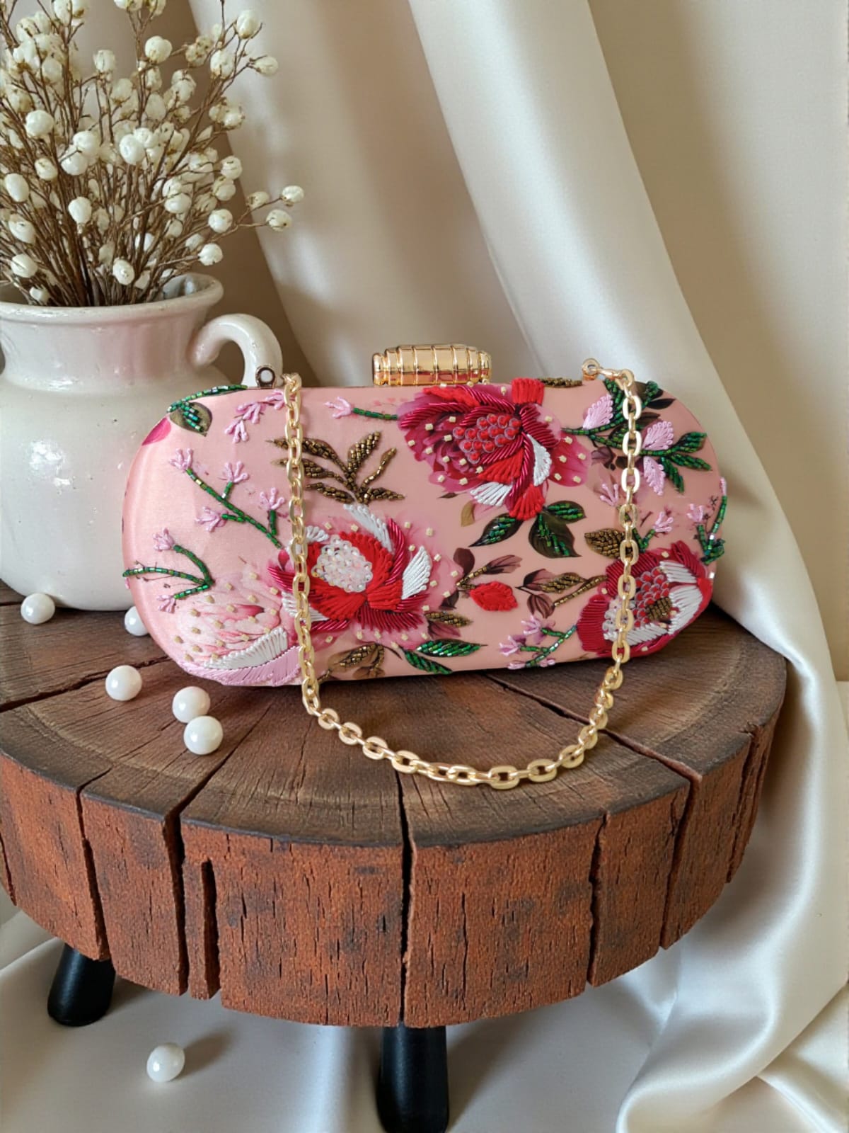 Swisni Embroidered Clutches - SWIS-2686 - Detail View 6