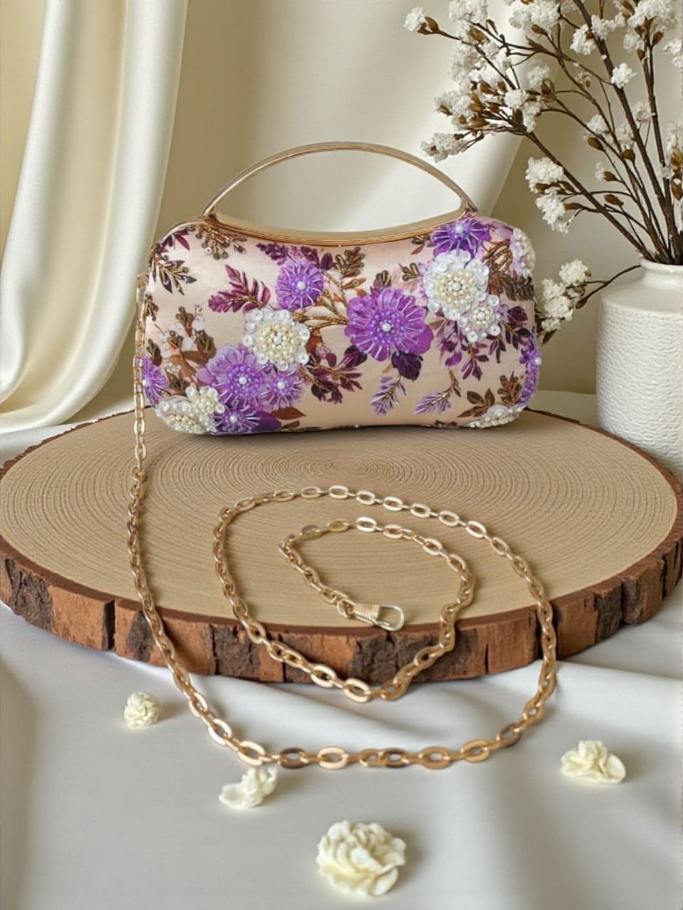 Swisni Embroidered Clutches - SWIS-3455 - Detail View 3