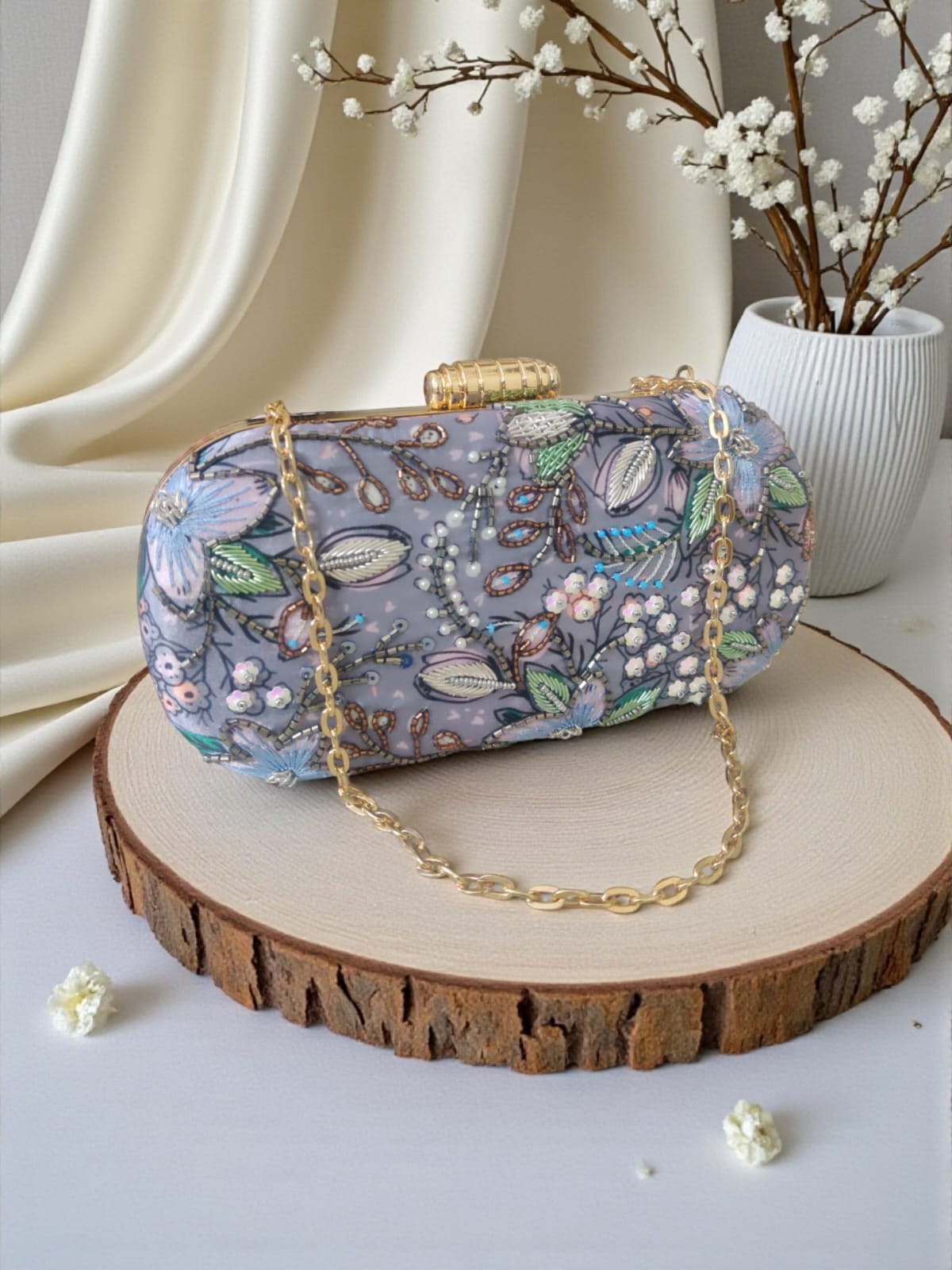 Swisni Embroidered Clutches - SWIS-3741 - Detail View 6