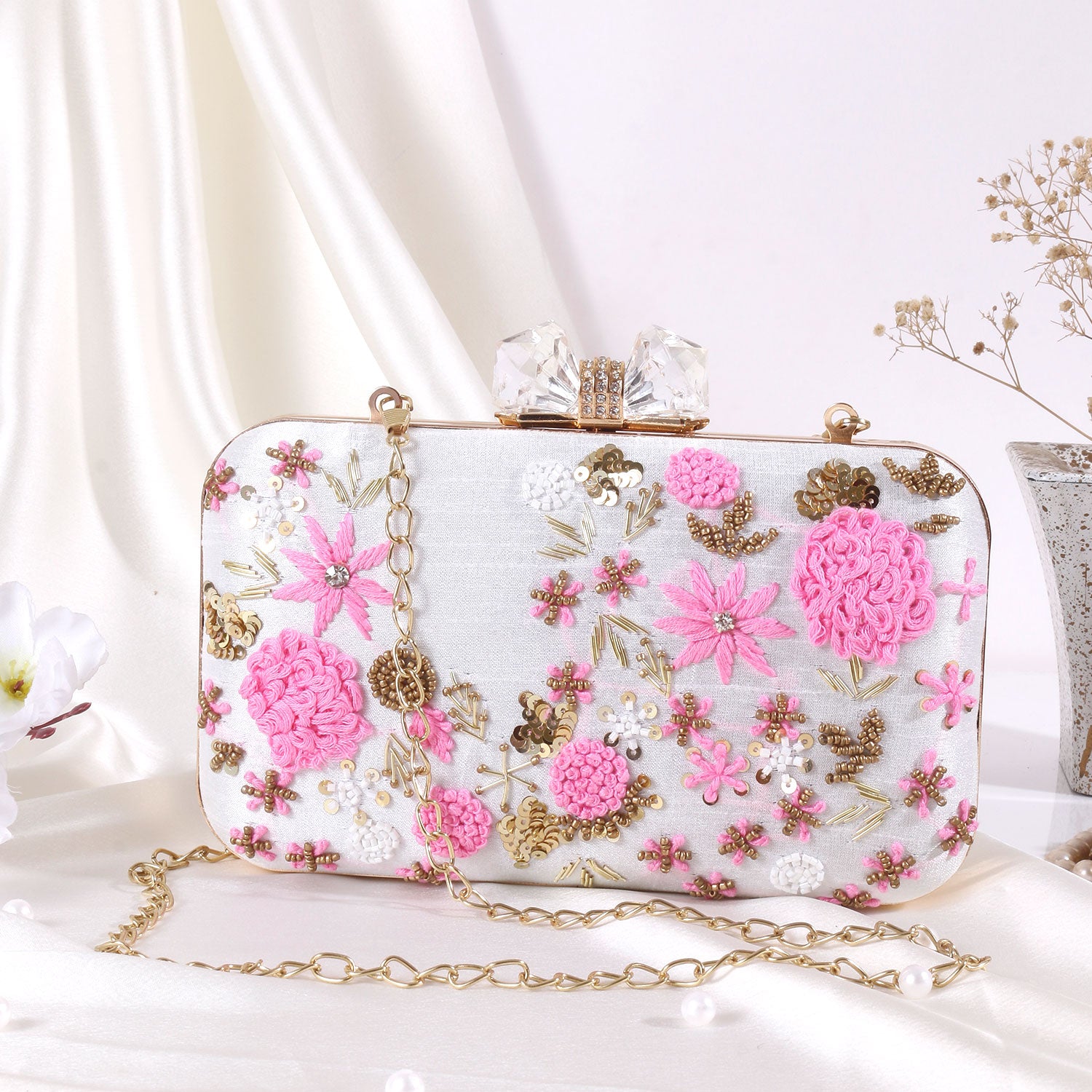 Swisni Embroidered Clutches - SWIS-444 - Creative View