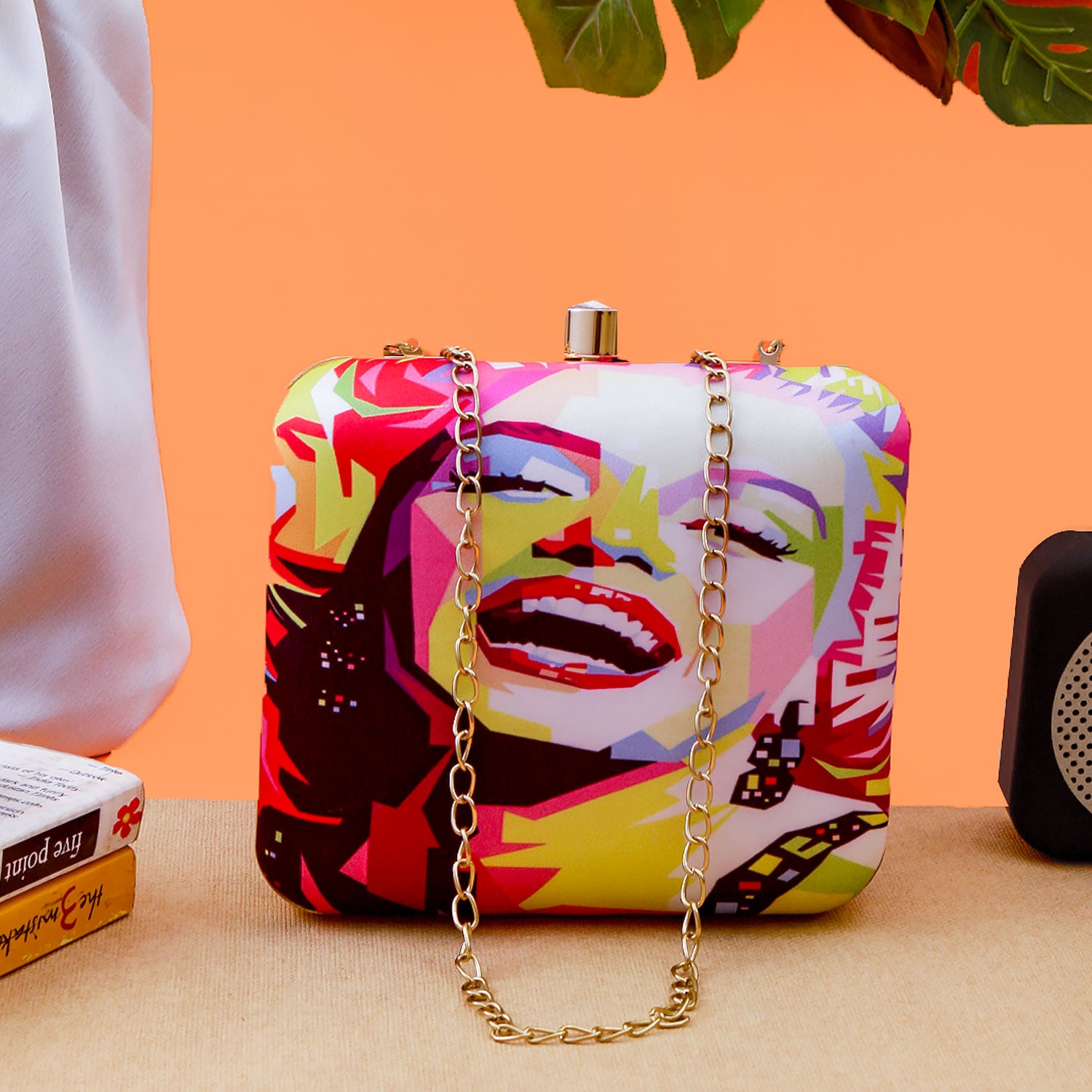 Swisni Printed Clutches - SWIS-488 - Detail View 9