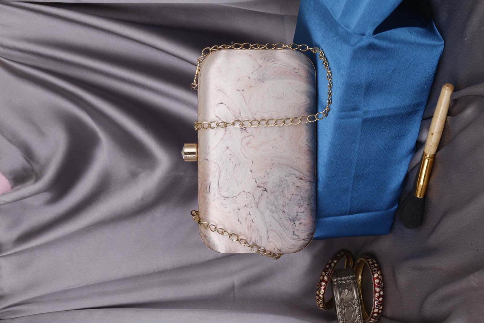 Swisni Printed Clutches - SWIS-490 - Detail View 10