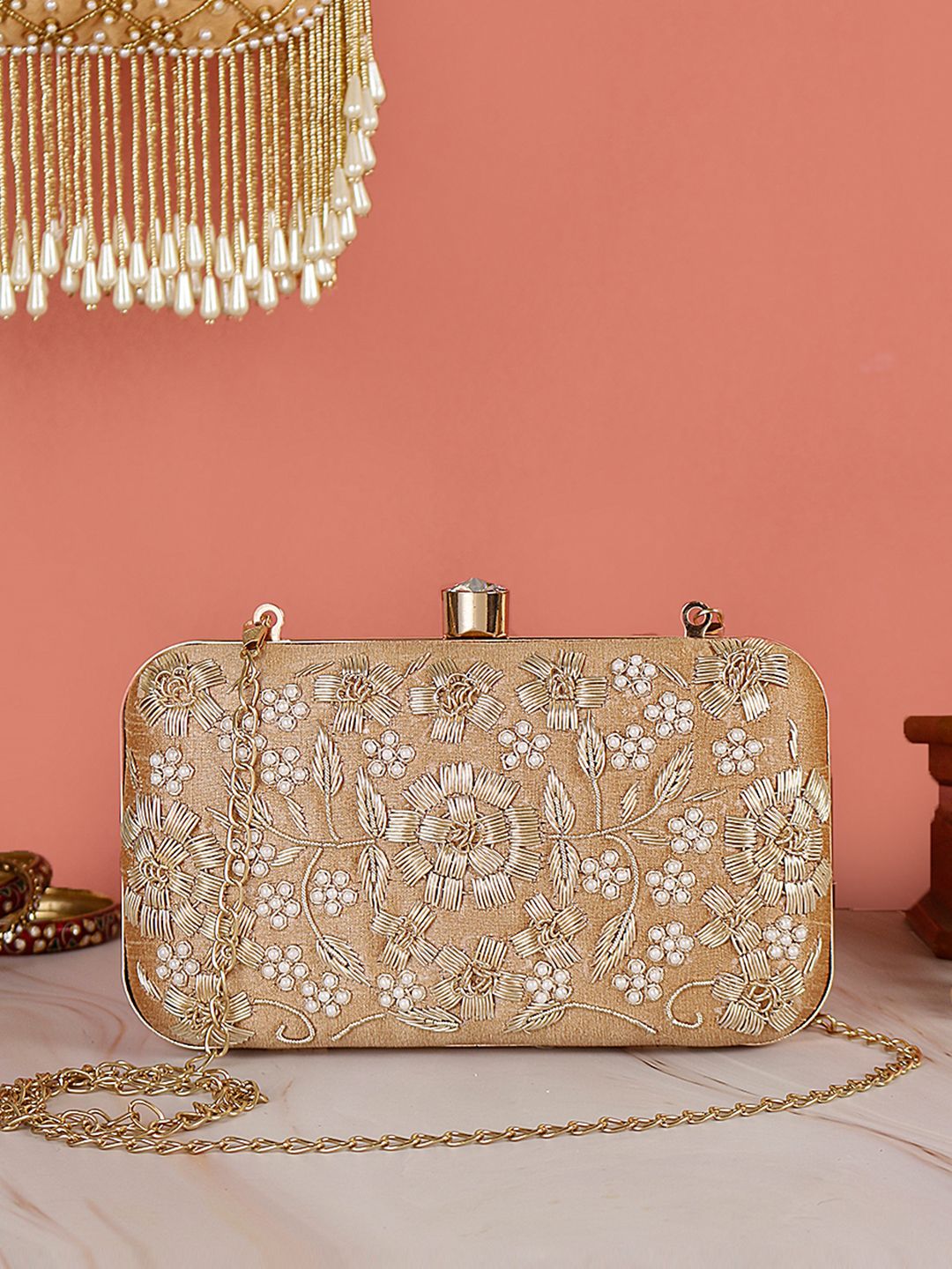 Swisni Embroidered Clutches - SWIS-503 - Detail View 18