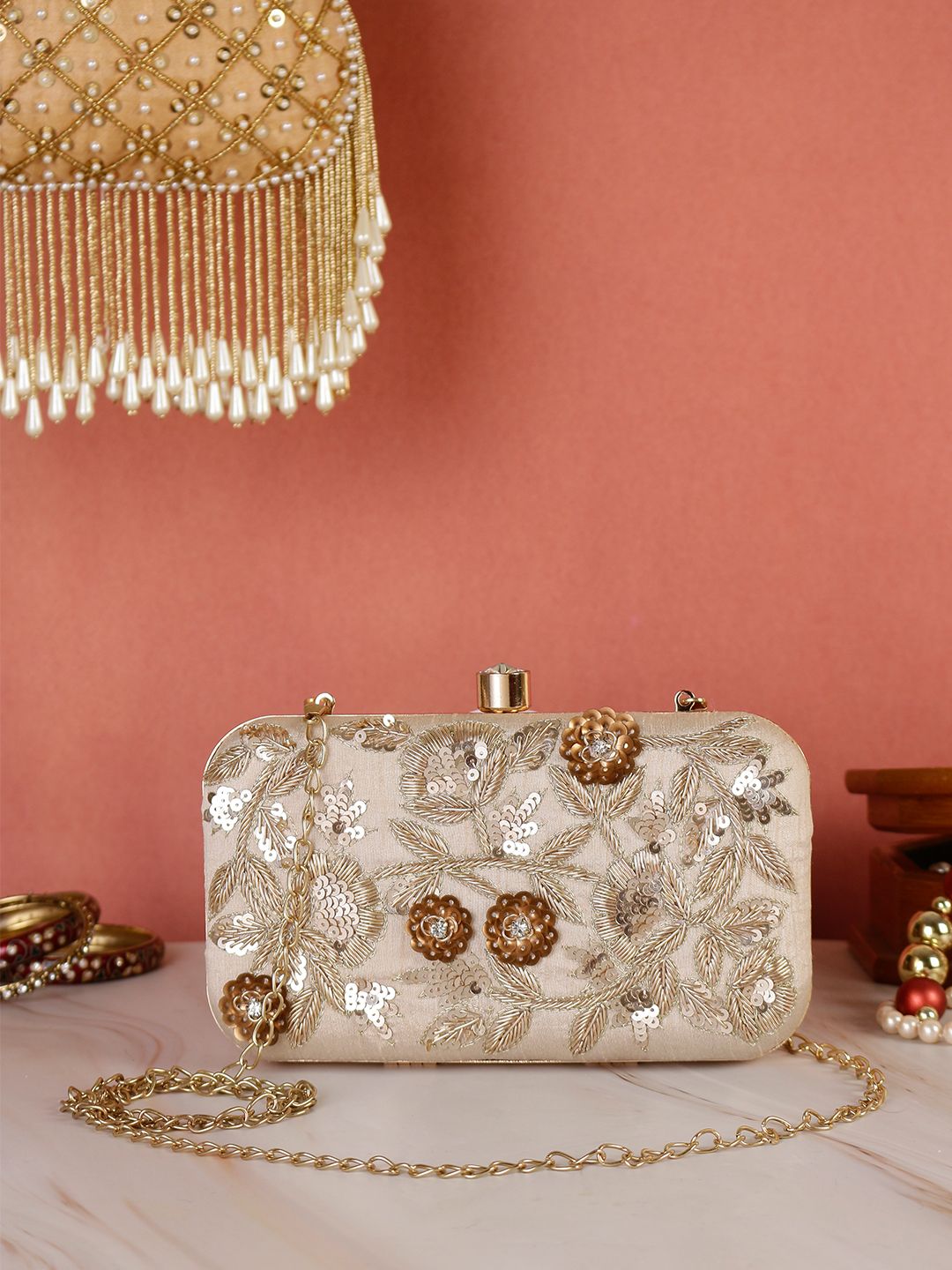 Swisni Embroidered Clutches - SWIS-506 - Detail View 19