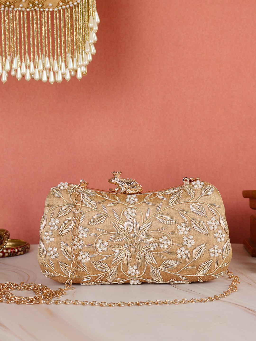 Swisni Embroidered Clutches - SWIS-508 - Detail View 19