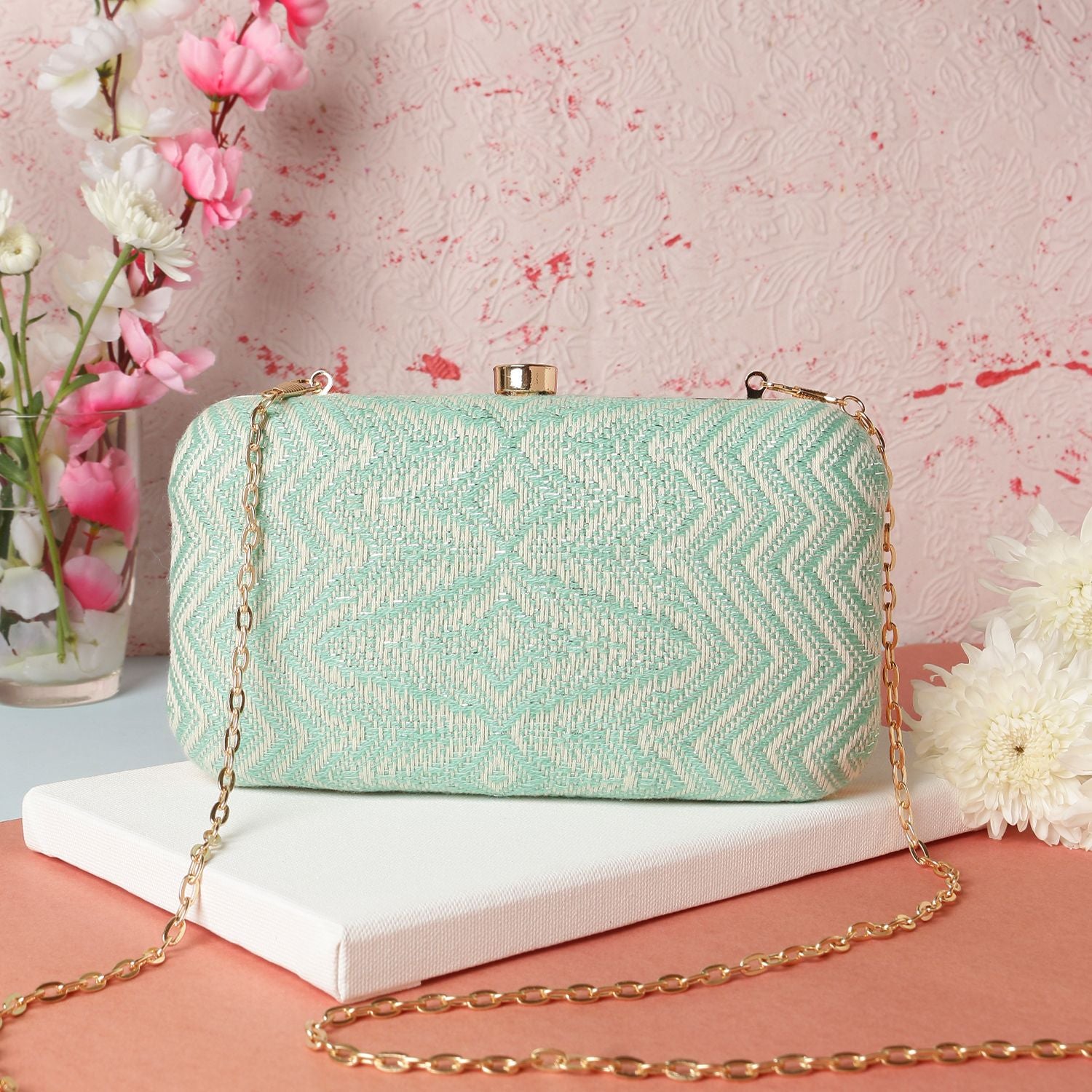 Swisni Classic Clutches - SWIS-573 - Detail View 4