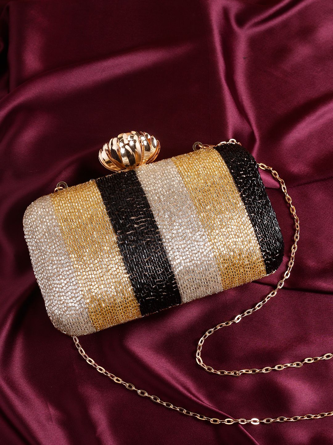 Swisni Embroidered Clutches - SWIS-592 - Detail View 13