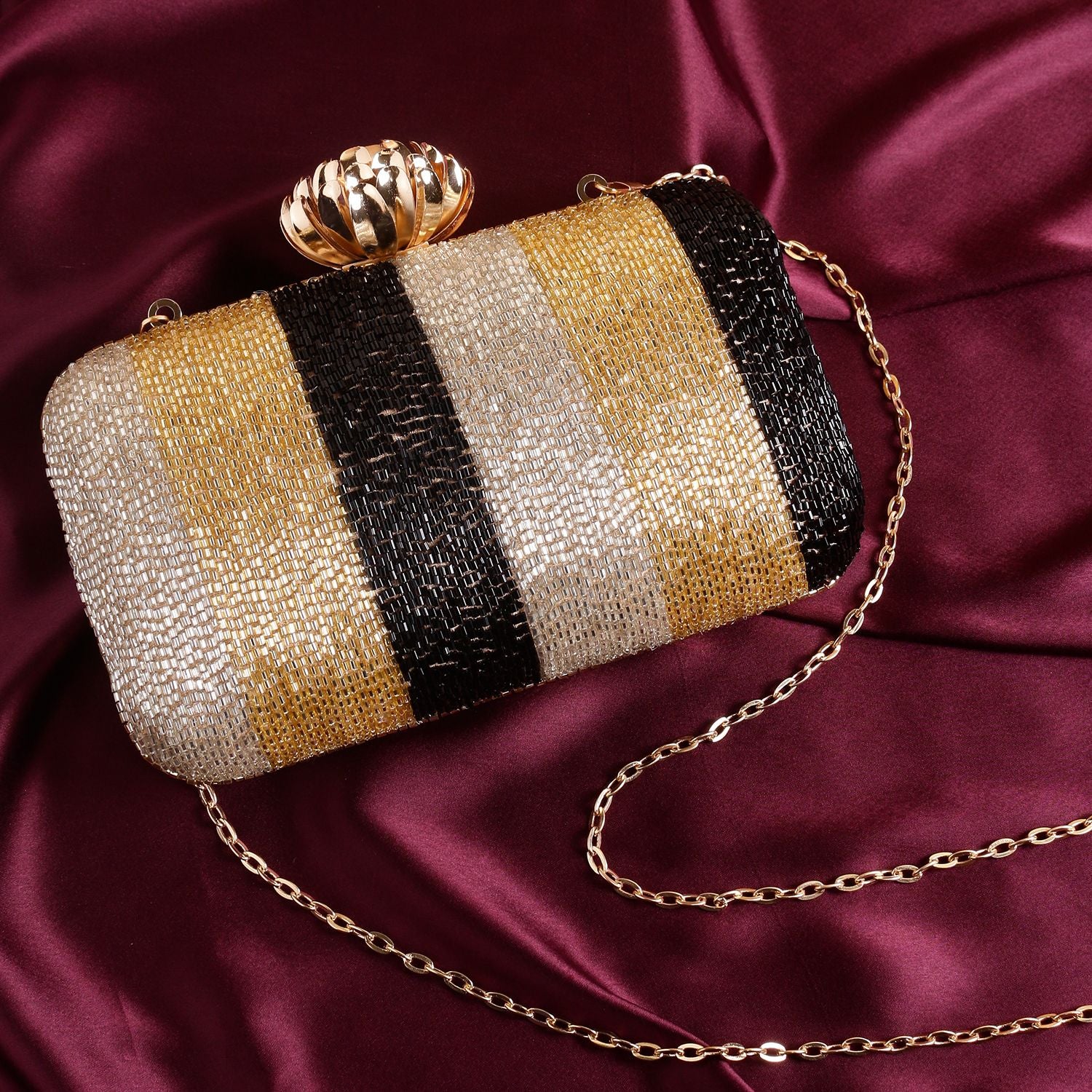 Swisni Embroidered Clutches - SWIS-592 - Detail View 4