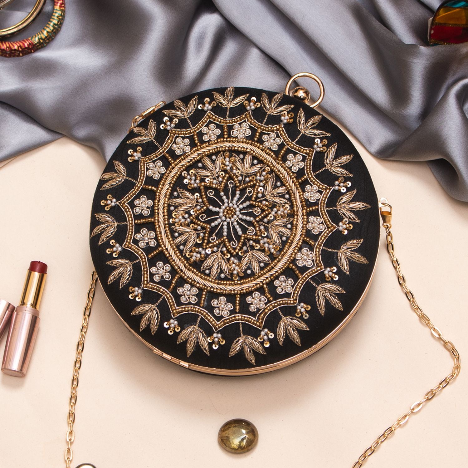 Swisni Embroidered Clutches - SWIS-715 - Detail View 2