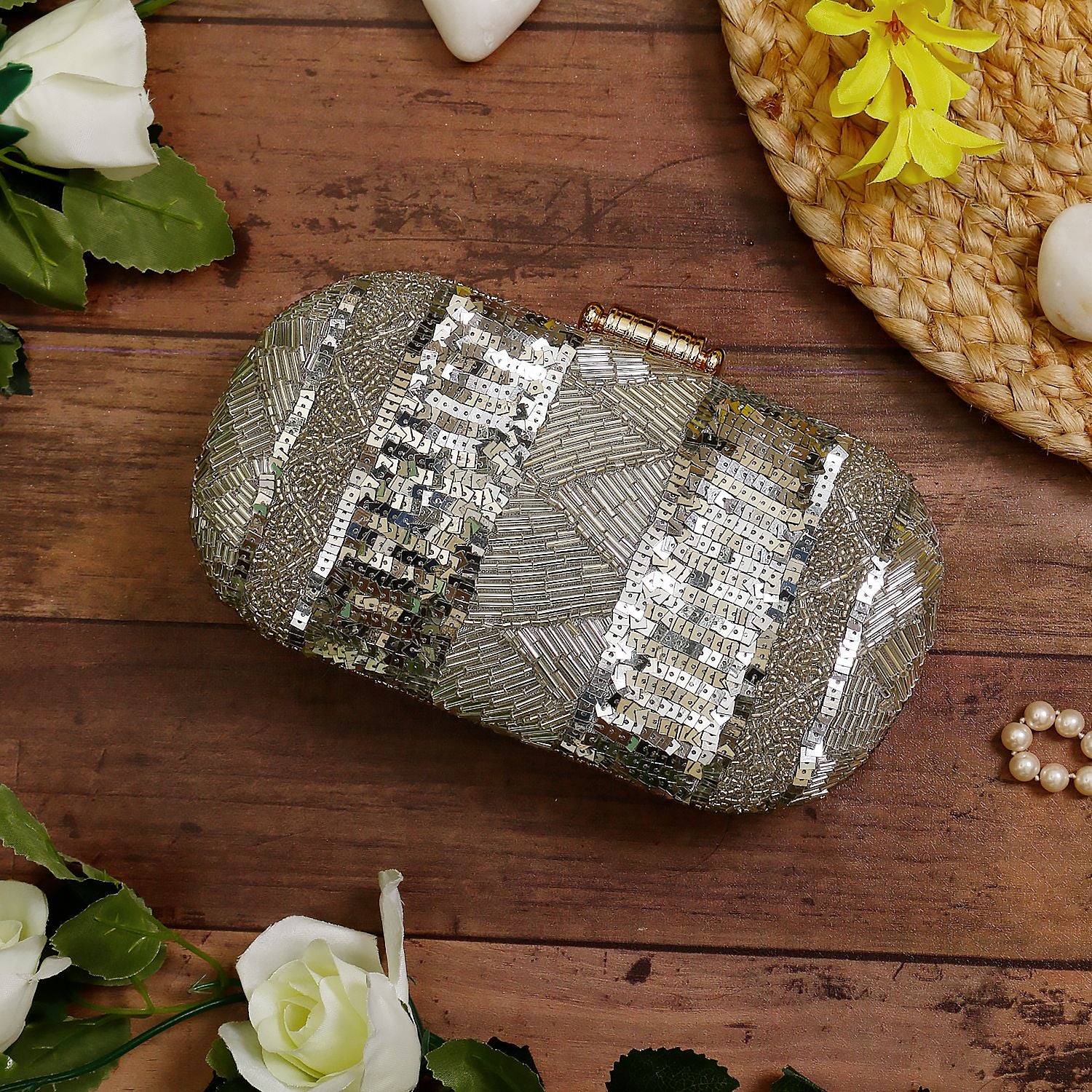 Swisni Embroidered Clutches - SWIS-767 - Creative View