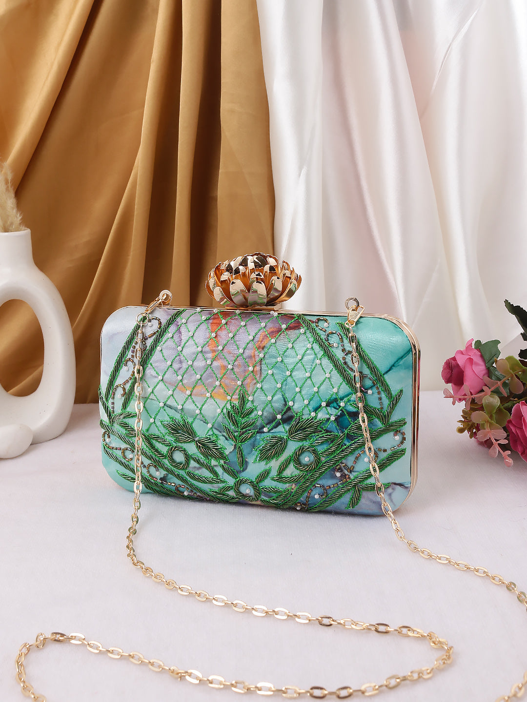 Swisni Embroidered Clutches - SWIS-826 - Detail View 17