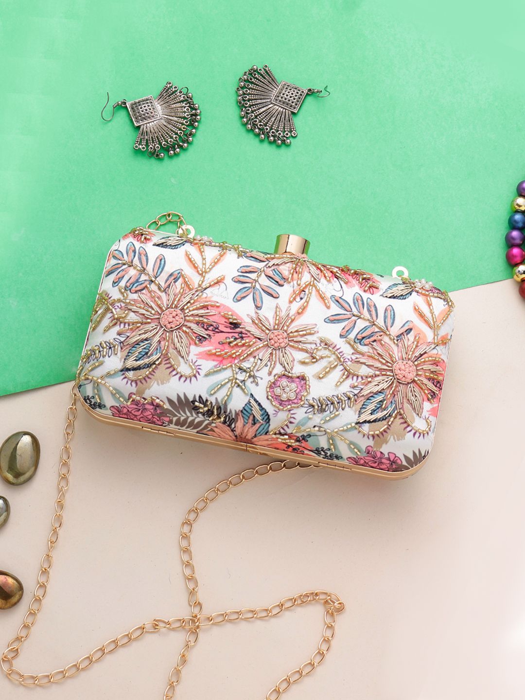 Swisni Embroidered Clutches - SWIS-962 - Detail View 17