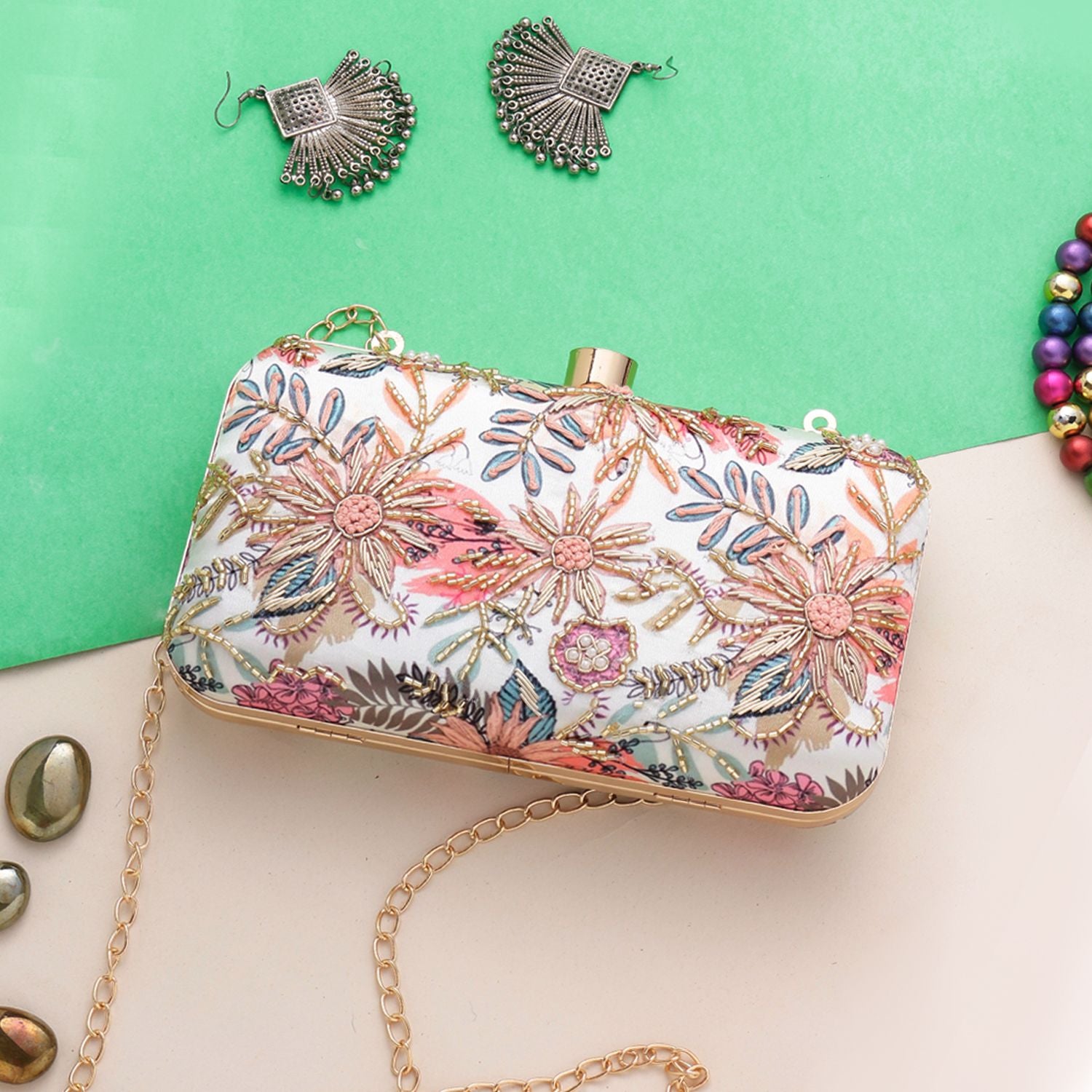 Swisni Embroidered Clutches - SWIS-962 - Detail View 8