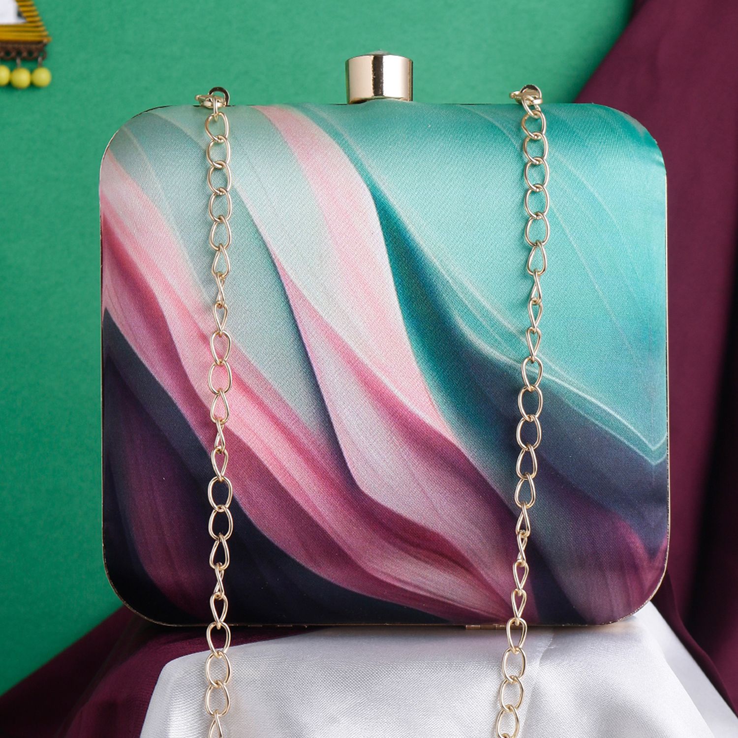 Swisni Printed Clutches - SWIS-997 - Detail View 8