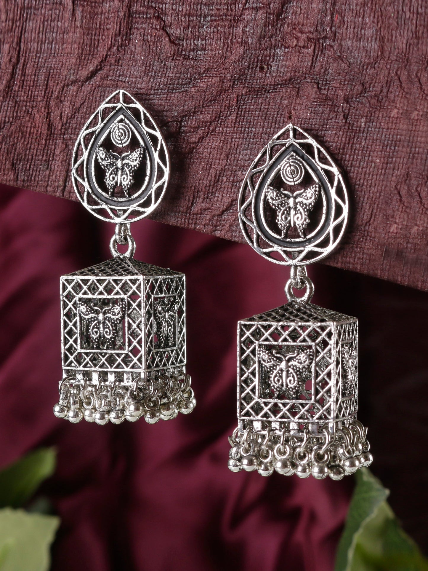 Swisni Alloy Silver Jhumki Earrings with Silver Beads For Women|For Girls|Gifting|Anniversary|Birthday|Girlfriend