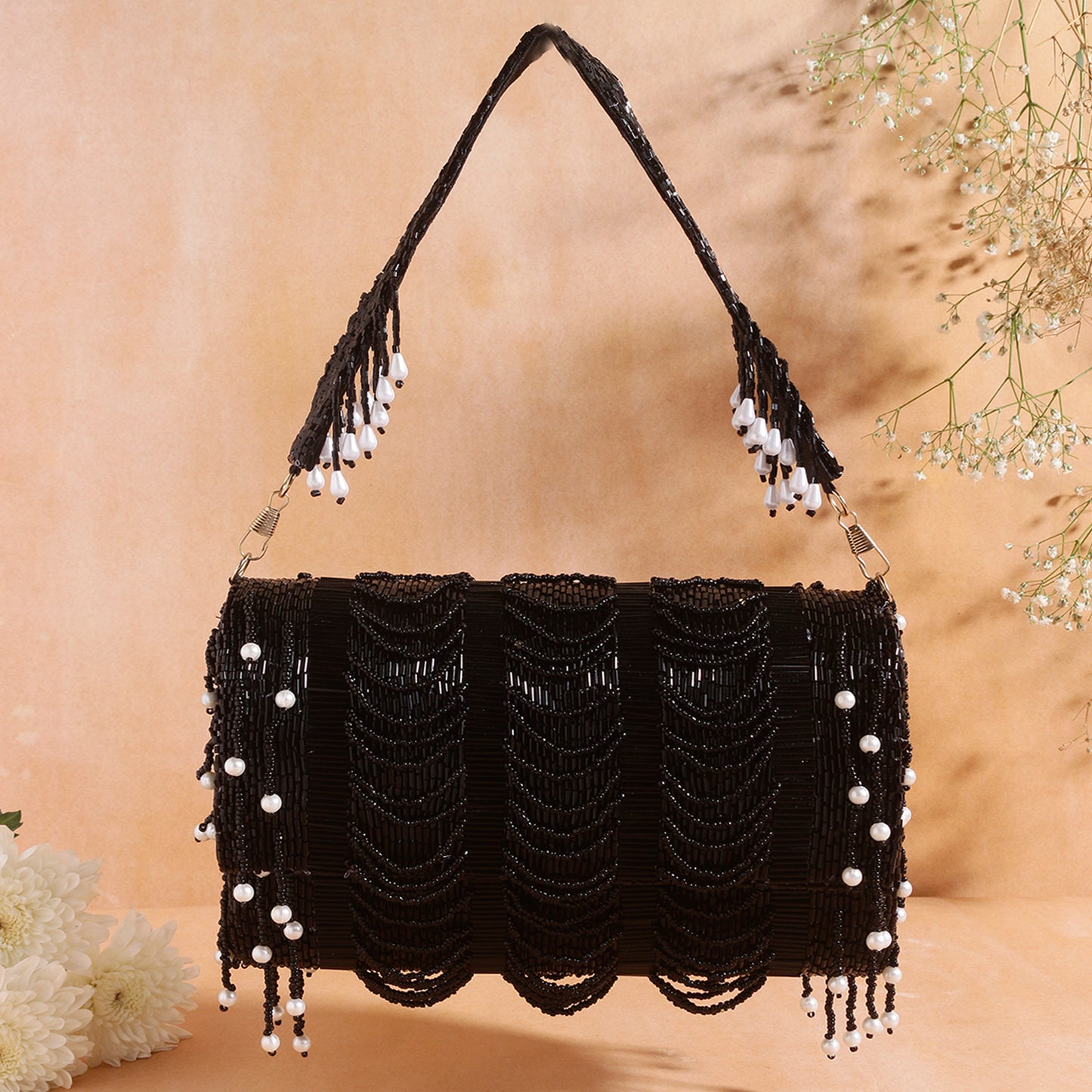 SWISNI BLACK LATKAN FLAP CLUTCH