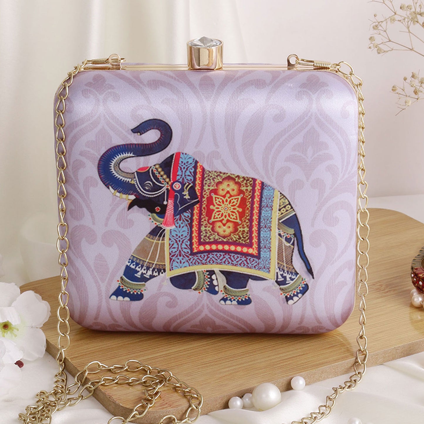 SWISNI ELEPHANT PRINTED CLUTCH BAG